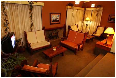 Hotel Kapenke El Calafate Esterno foto