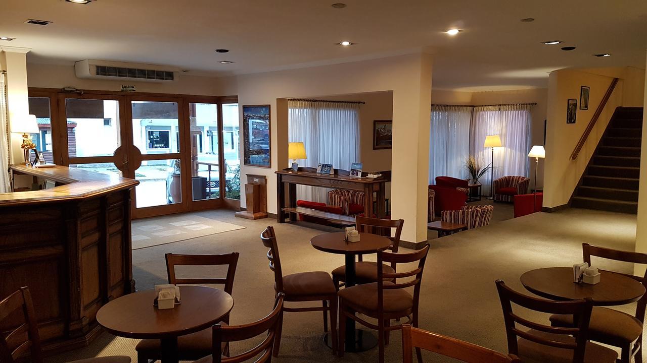 Hotel Kapenke El Calafate Esterno foto